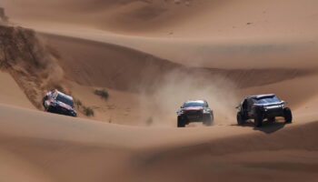 Dakar 2025 : Enorme suspense en autos, qui de Lategan ou Al-Rahji va rafler la mise ?