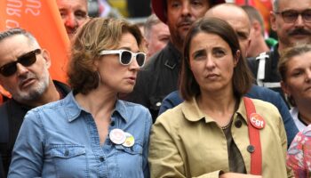 Les secrétaires générales de la CFDT Marylise Léon (G) et de la CGT Sophie Binet à la manifestation pour les salaires, le 13 octobre 2023 à Paris