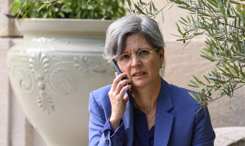 Législatives 2022 : la députée Sandrine Rousseau entendue comme suspecte dans une enquête