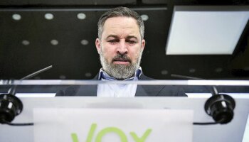 Abascal rentabiliza la ruptura con el PP, seis meses después: "Cambió la percepción de lo que es Vox con la salida de los gobiernos"