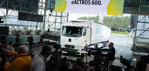 Amazon bestellt 200 Elektro-Lkw bei Daimler Truck