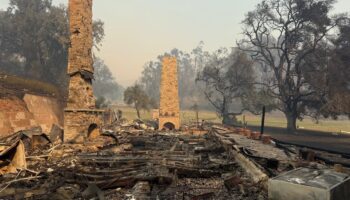 As Wildfire Flames Consume Architectural Gems, a Hit to ‘Old California’