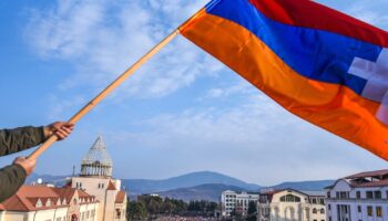 Azerbaïdjan : le procès des anciens dirigeants d’Artsakh accusés de «terrorisme», de «séparatisme» et de «crimes de guerre» s’ouvre ce vendredi