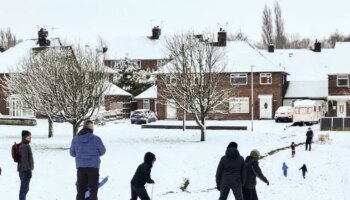 BREAKING: New weather warnings issued across UK as Brits told to stay vigilant for snow and ice