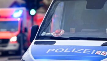 Berlin: Zwei Beamte bei Explosion an Polizeigebäude verletzt