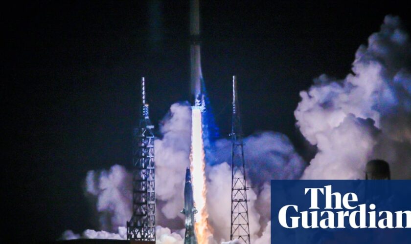 Bezos’s Blue Origin rocket blasts off in challenge to Musk’s SpaceX