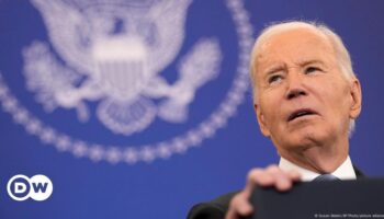 Biden says he's leaving Trump 'stronger' US