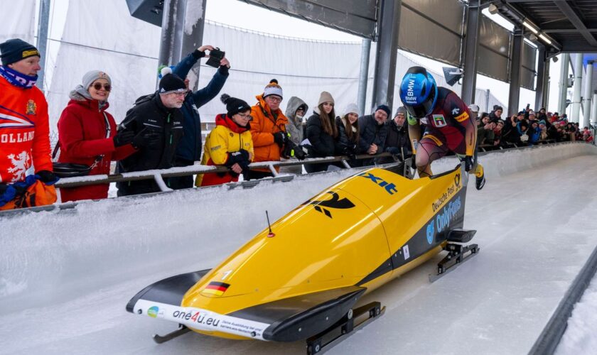 Lisa Buckwitz ist beim Monobob-Rennen in Winterberg auf Rang eins gefahren. Foto: David Inderlied/dpa