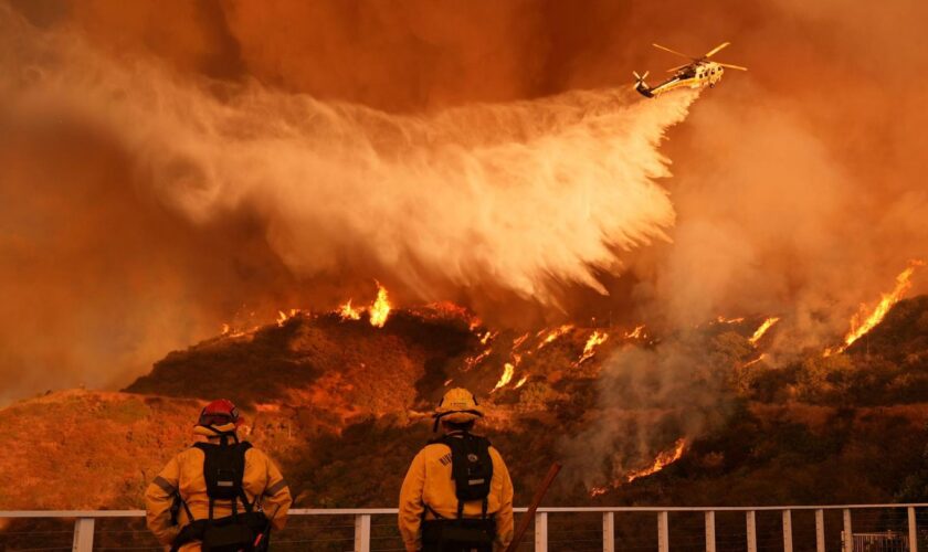 Brände in Los Angeles: Exklusive Aufnahmen aus dem Sperrbezirk der Feuerkatastrophe