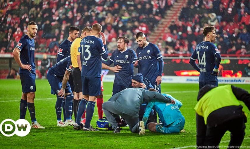 Bundesliga: Bochum siegt nach Feuerzeug-Wurf am Grünen Tisch