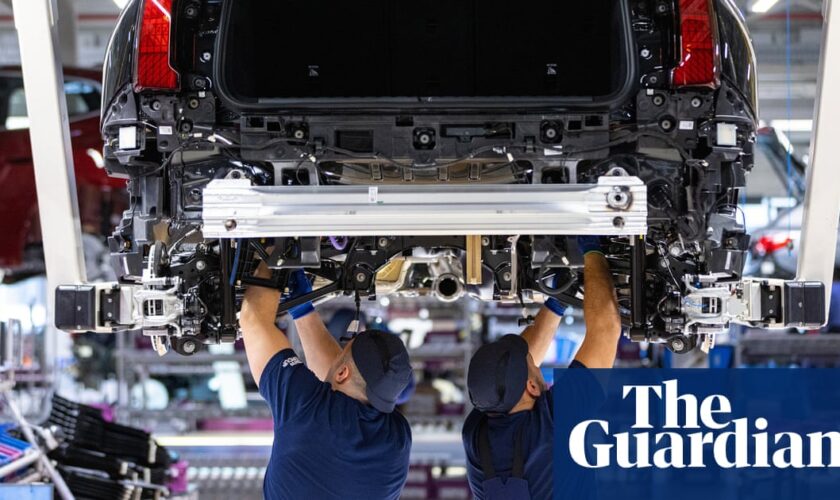 Business confidence falling in UK and eurozone, recruiters warn