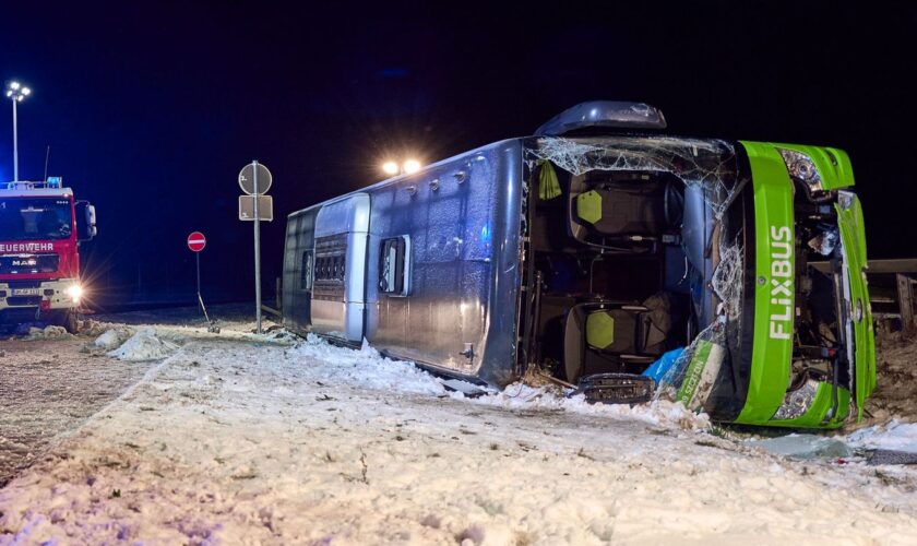 Es gab zwei Todesopfer bei dem Unfall auf der A11. Foto: Michael Ukas/dpa