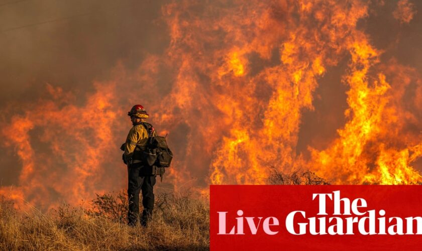 California fires live: 16 deaths confirmed as flames threaten UCLA campus and worsening winds predicted