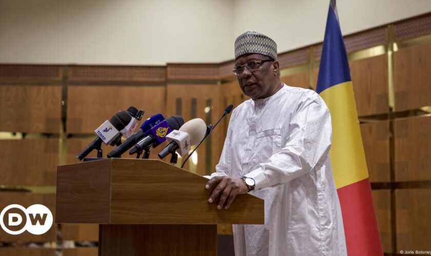 Chad: Military says it foiled attack on presidential palace