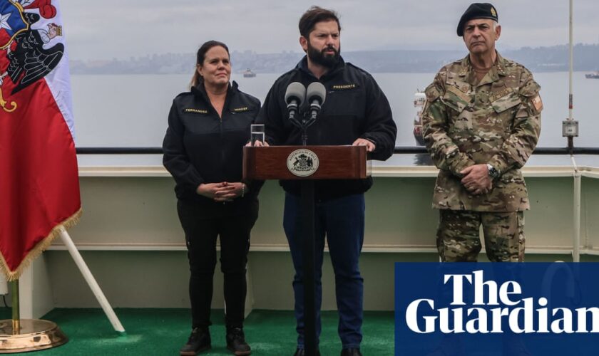 Chilean president makes historic trip to south pole amid Antarctica sovereignty claim