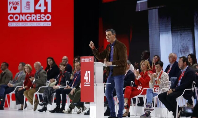 Cinco federaciones del PSOE abocadas a una batalla por el liderazgo: Tudanca, el primero en salir de la carrera