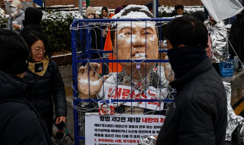 Corée du Sud : des manifestations sous la neige la veille de la date butoir pour arrêter Yoon