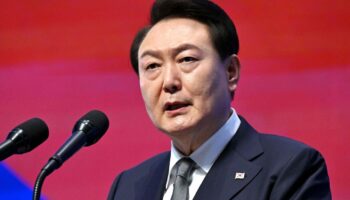 Corée du Sud : le président Yoon Suk Yeol arrêté chez lui