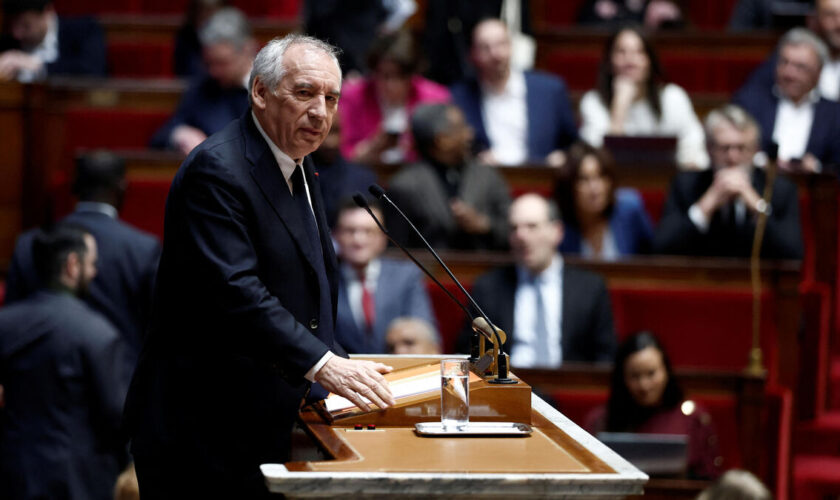 DIRECT. Discours de politique générale : « Les Français ont besoin de stabilité », martèle François Bayrou