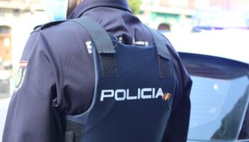 Detienen a un influencer en Alicante por defraudar a Hacienda y trabajar con casas de apuestas sin licencia