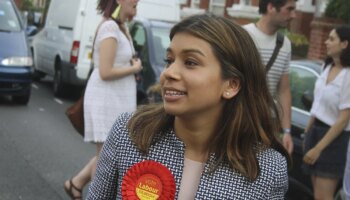 Dimite la secretaria de Estado del Tesoro británica, Tulip Siddiq, por sus vínculos financieros con su tía, la ex primera ministra de Bangladesh