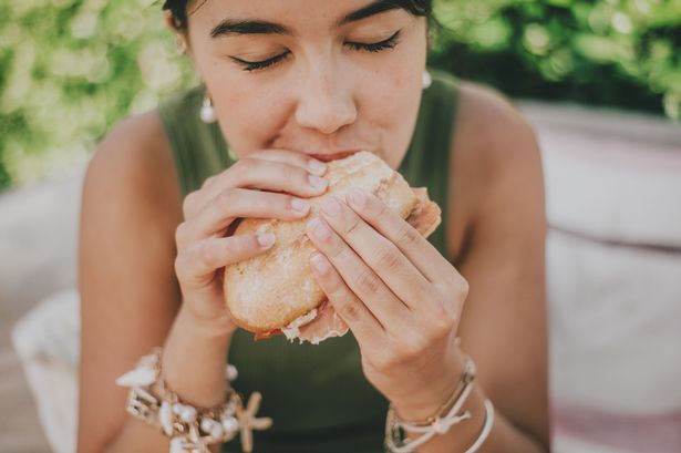 Doctor shares method to turn bread from carbs to fibre and ‘help lose weight’