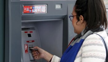 El cambio en las transferencias bancarias que llega a España a partir de hoy y afectará a tu bolsillo