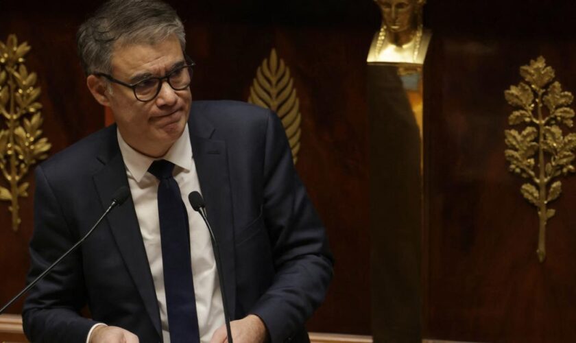 En ne sanctionnant pas le gouvernement, le PS ravive la guerre avec Mélenchon