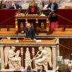 En quête de «stabilité», François Bayrou multiplie les gages aux oppositions à l’Assemblée