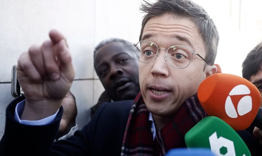 Errejón declara al juez que el contacto sexual con Mouliaá fue "consentido" y la actriz sugiere que pudo echarle "algo" en la bebida