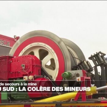 Fin de l'opération de secours à la mine: 78 corps et 246 mineurs clandestins extraits