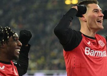 Fußball-Bundesliga: Bayer Leverkusen schlägt Borussia Dortmund – Führung nach 25 Sekunden