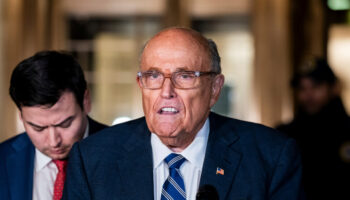 Giuliani Keeps His Condo in Settlement of Defamation Case