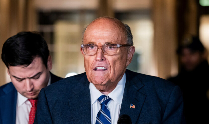 Giuliani Keeps His Condo in Settlement of Defamation Case