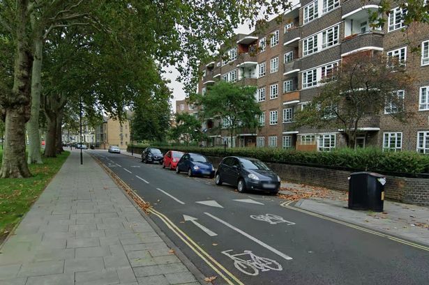 Hackney shooting: Two men left with gunshot wounds and one stabbed as attackers on the run