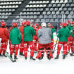 Hockey sur glace : bagarre générale, arbitre agressé… les images d’une fin de match houleuse entre Cergy et Grenoble