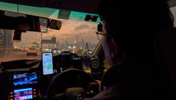 Hong Kong’s Cabbies, Long Scorned and Frustrated, Face the End of an Era