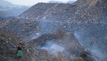 Inde : une douzaine de mineurs piégés sous terre après une inondation