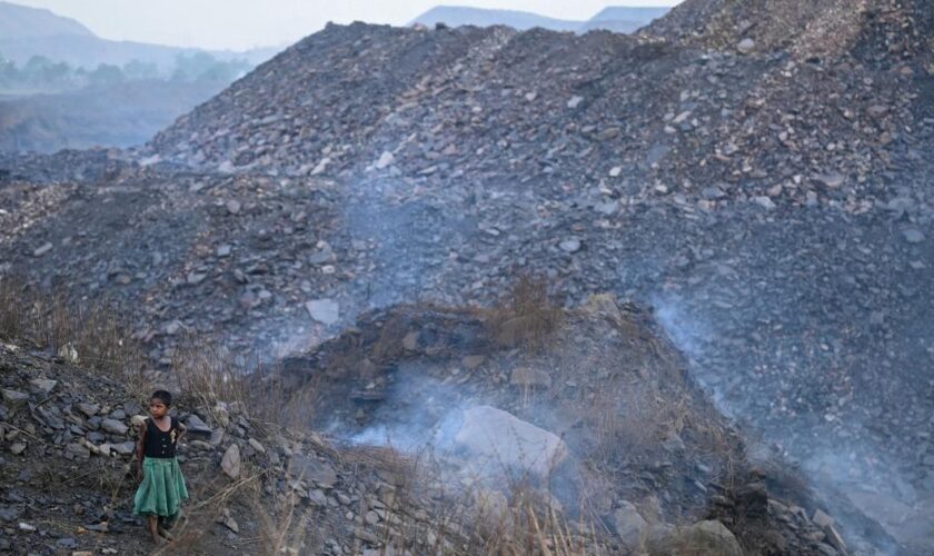 Inde : une douzaine de mineurs piégés sous terre après une inondation