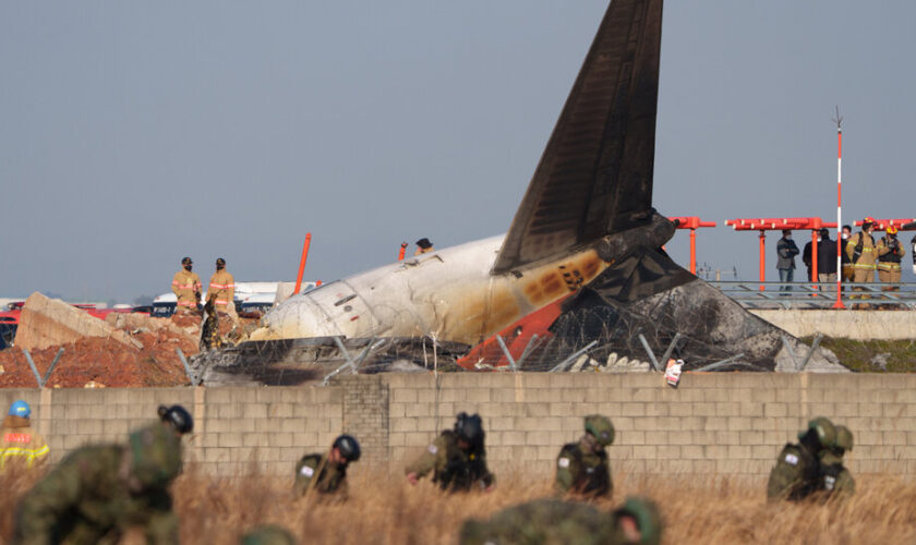 Jeju Air Flight Recorder Stopped Working 4 Minutes Before Plane Crash