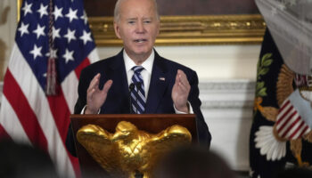 Joe Biden appelle les Américains à ne pas "oublier" l'assaut du Capitole