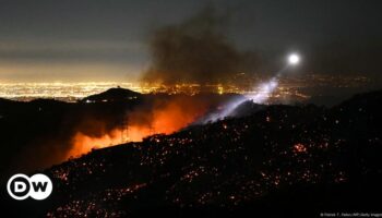 LA fires: Race to contain outbreaks as death toll rises