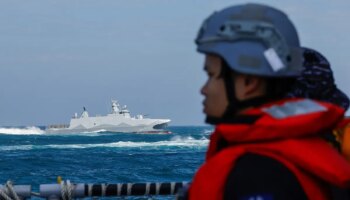 La Armada taiwanesa realiza maniobras en la costa con sus nuevas corbetas "furtivas"