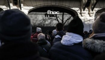 La Fnac des Champs-Élysées ferme définitivement et annule sa braderie « afin d’assurer la sécurité »