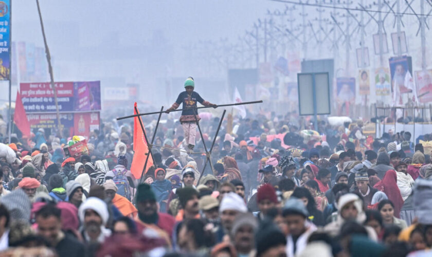 La Kumbh Mela, le pèlerinage de tous les records, a débuté au nord de l’Inde