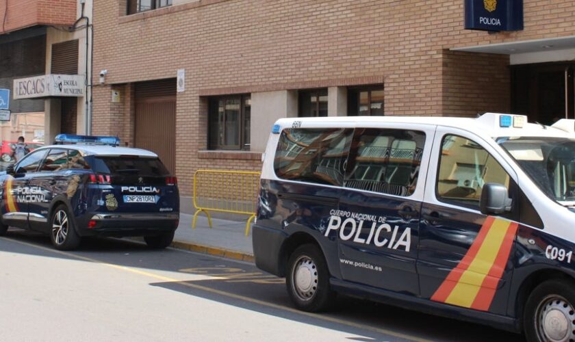 La Policía salva la vida a un hombre tras sufrir un infarto en Valencia