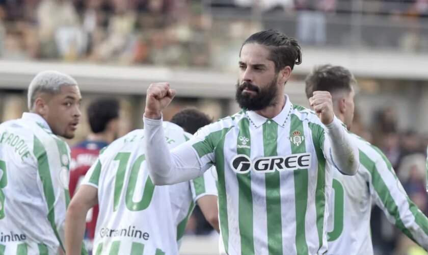 La magia de Isco le regala al Betis el pase a octavos (0-1)