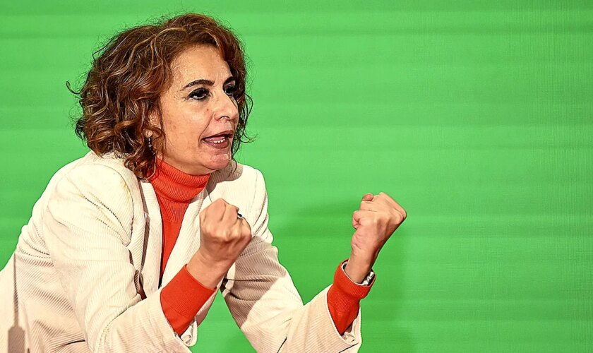 La pesada mochila que lastra a María Jesús Montero para tratar de reflotar el PSOE andaluz