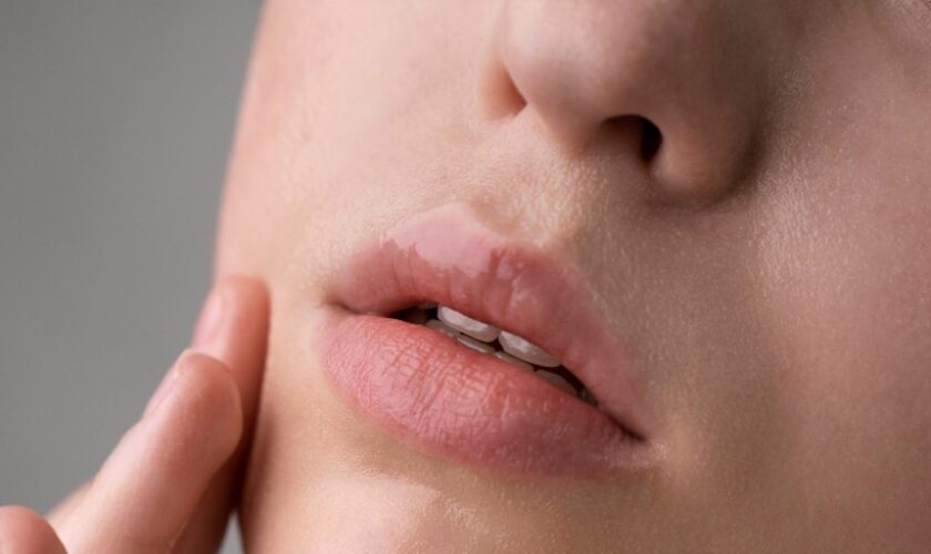 Labios cortados por el frío: cómo aliviar, hidratar y prevenir las grietas