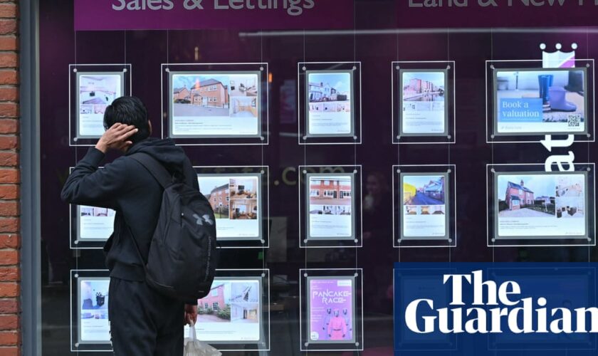 Landlords in England and Wales face ban on ‘outrageous’ upfront charges